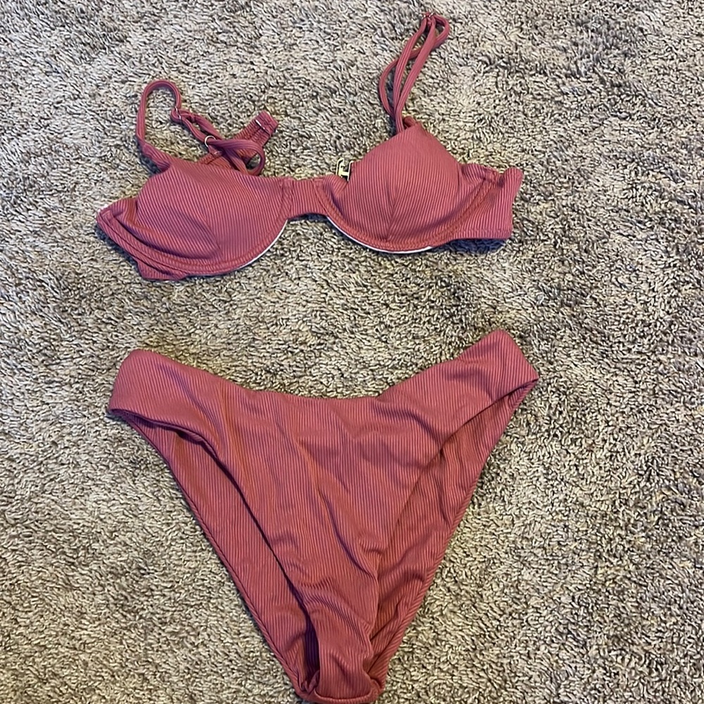 Swimsuit - Picture 1 of 2